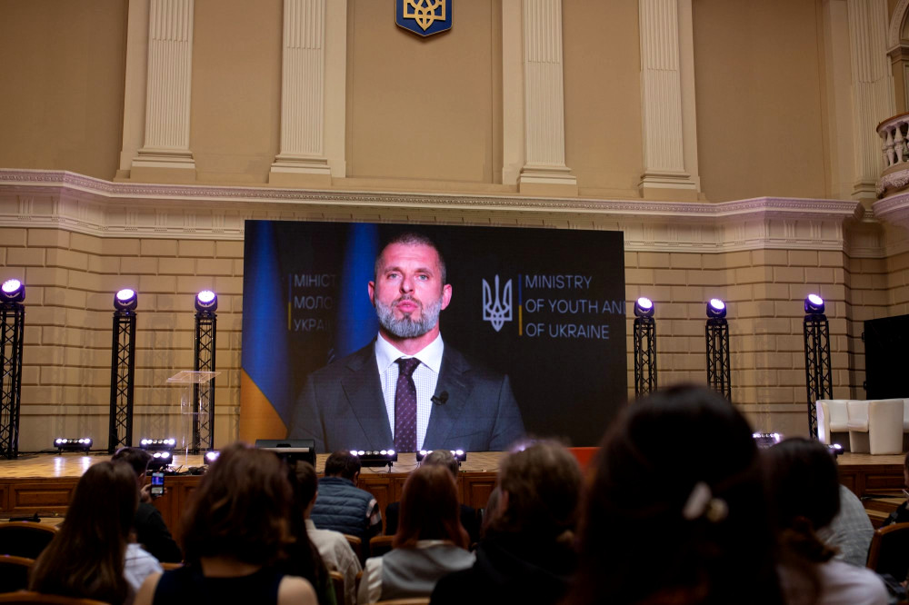 1169 image for slide