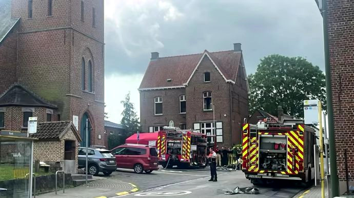 1305 image for slide