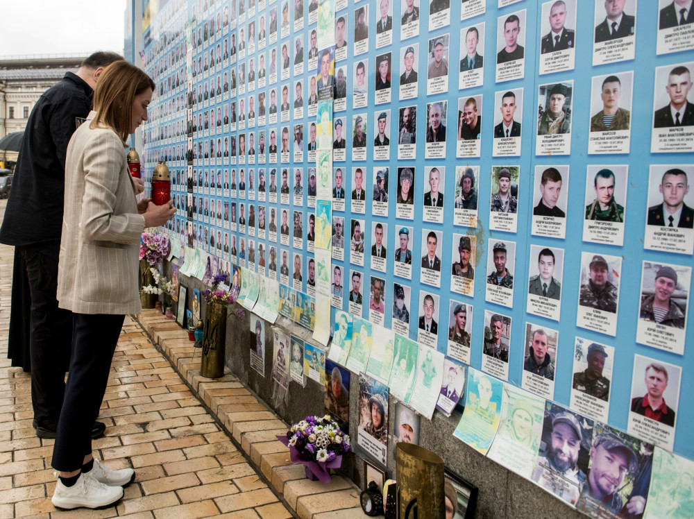 5662 image for slide