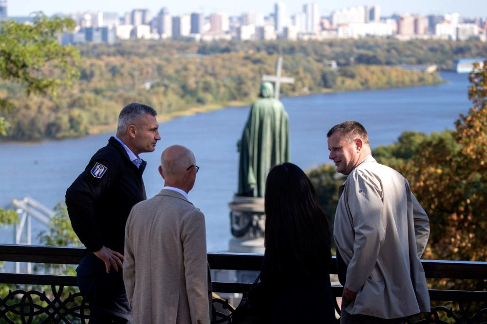 6049 image for slide