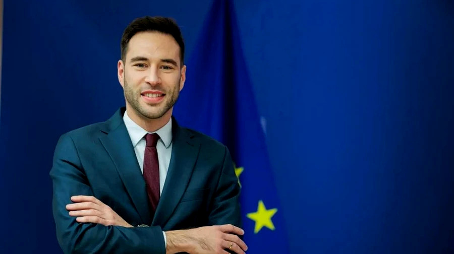 6387 image for slide