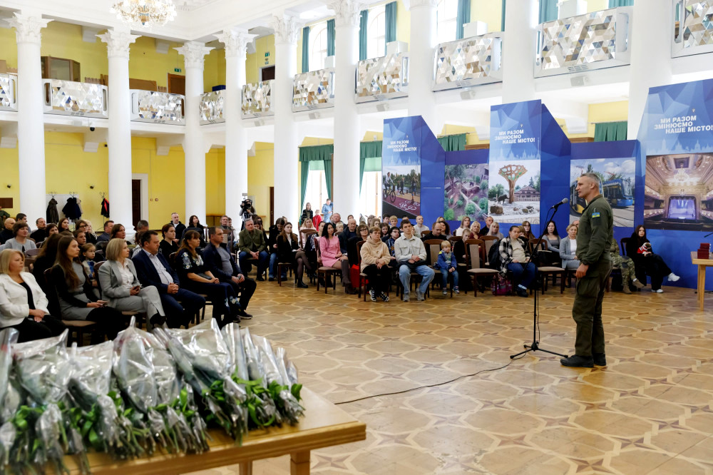 6842 image for slide