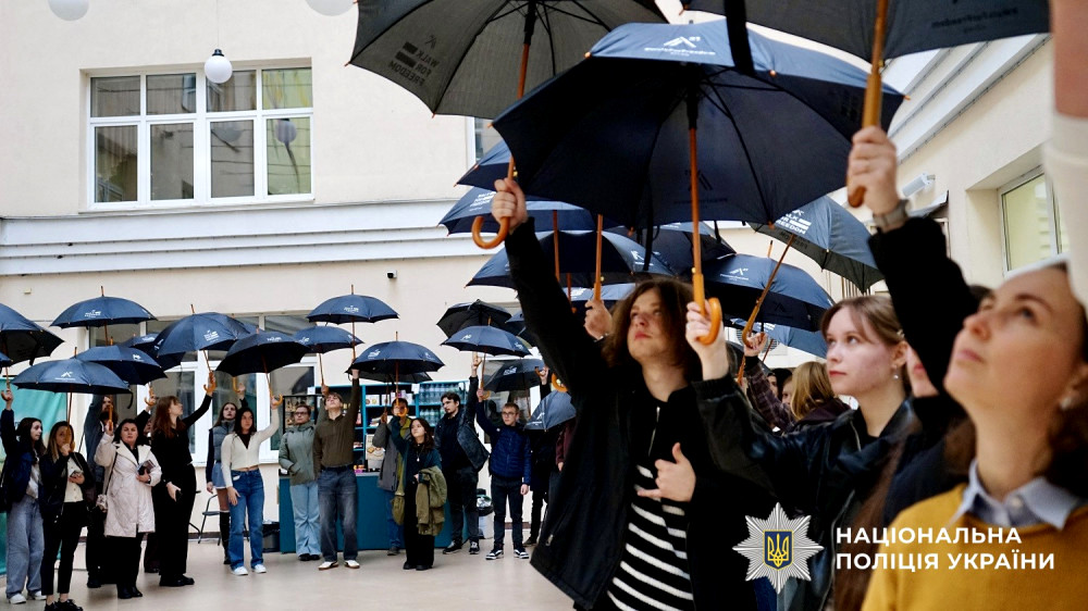 6899 image for slide