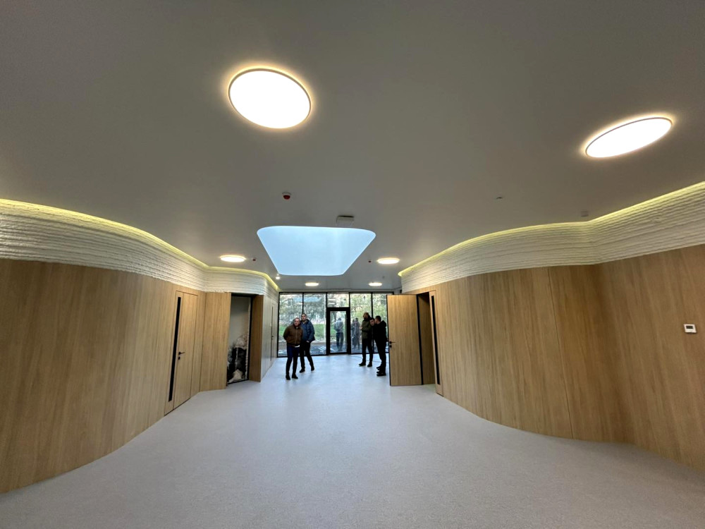 7273 image for slide