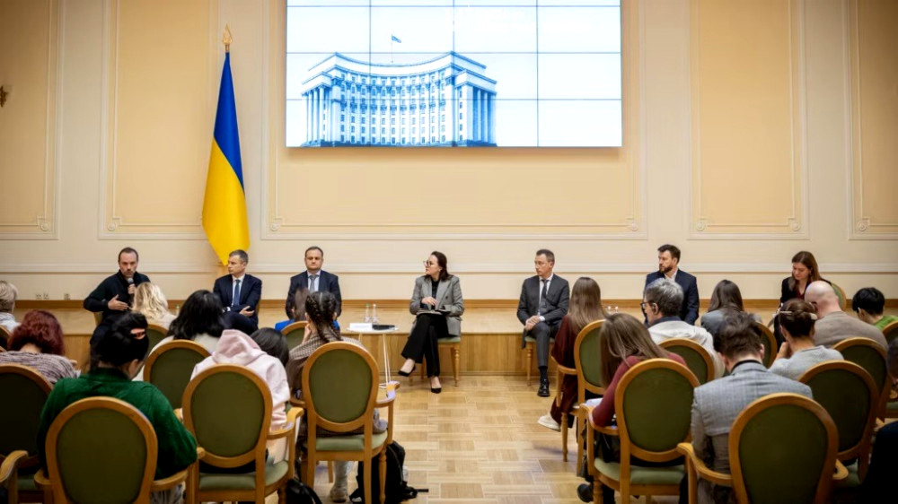 7441 image for slide