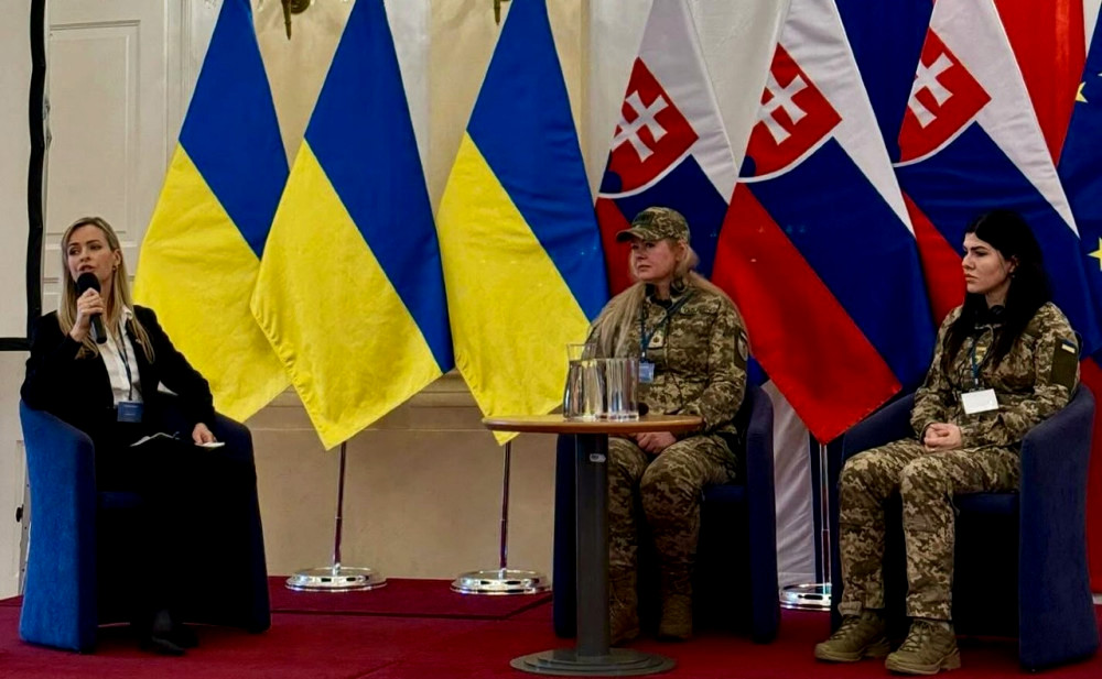 7606 image for slide