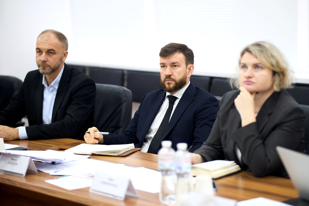 7718 image for slide