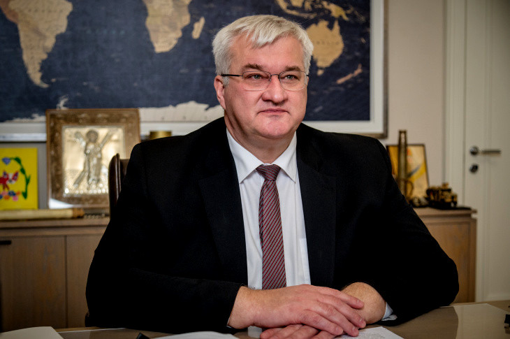 8502 image for slide